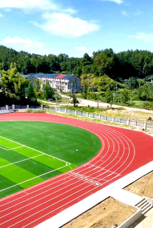 �����S��Ӣɽ�r�������WУ