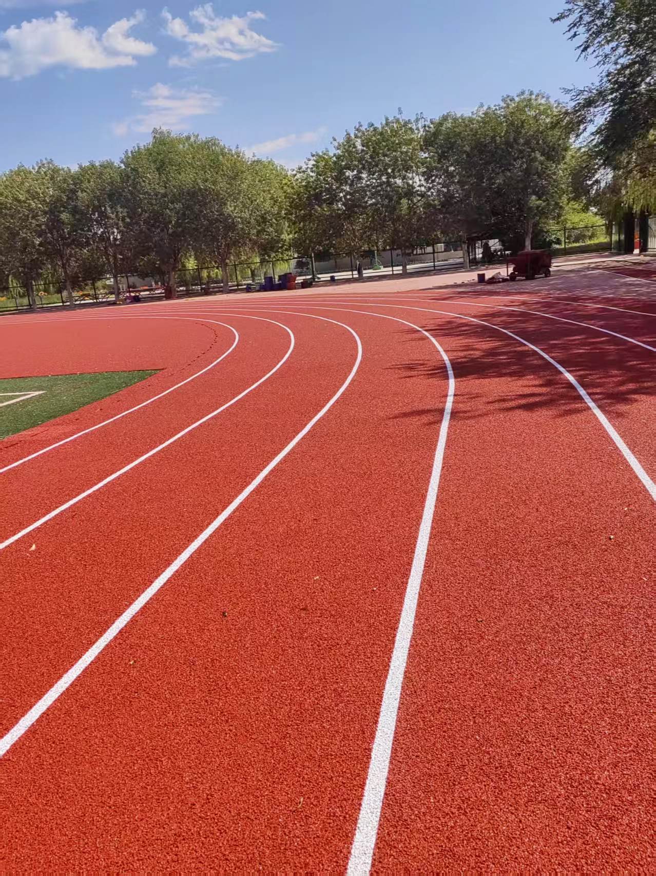 �½������~����С����У�^�ܵ�